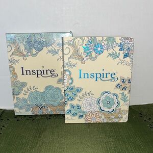Inspire Bible. NLT Cream and Blue